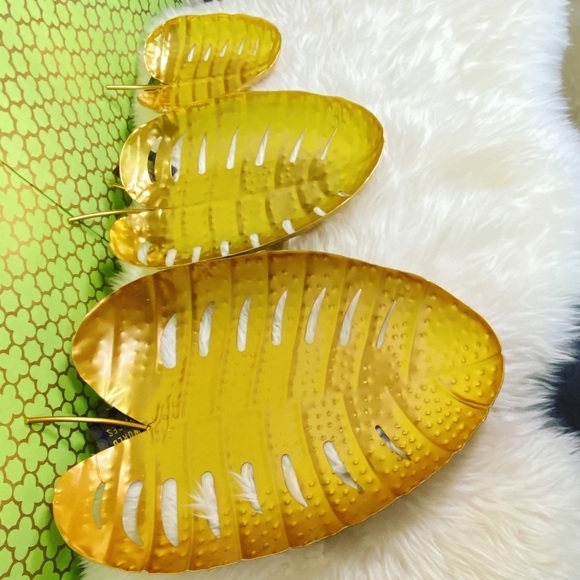 Monstera Gold Decorative Metal Tray Catchall - Picture 6 of 15